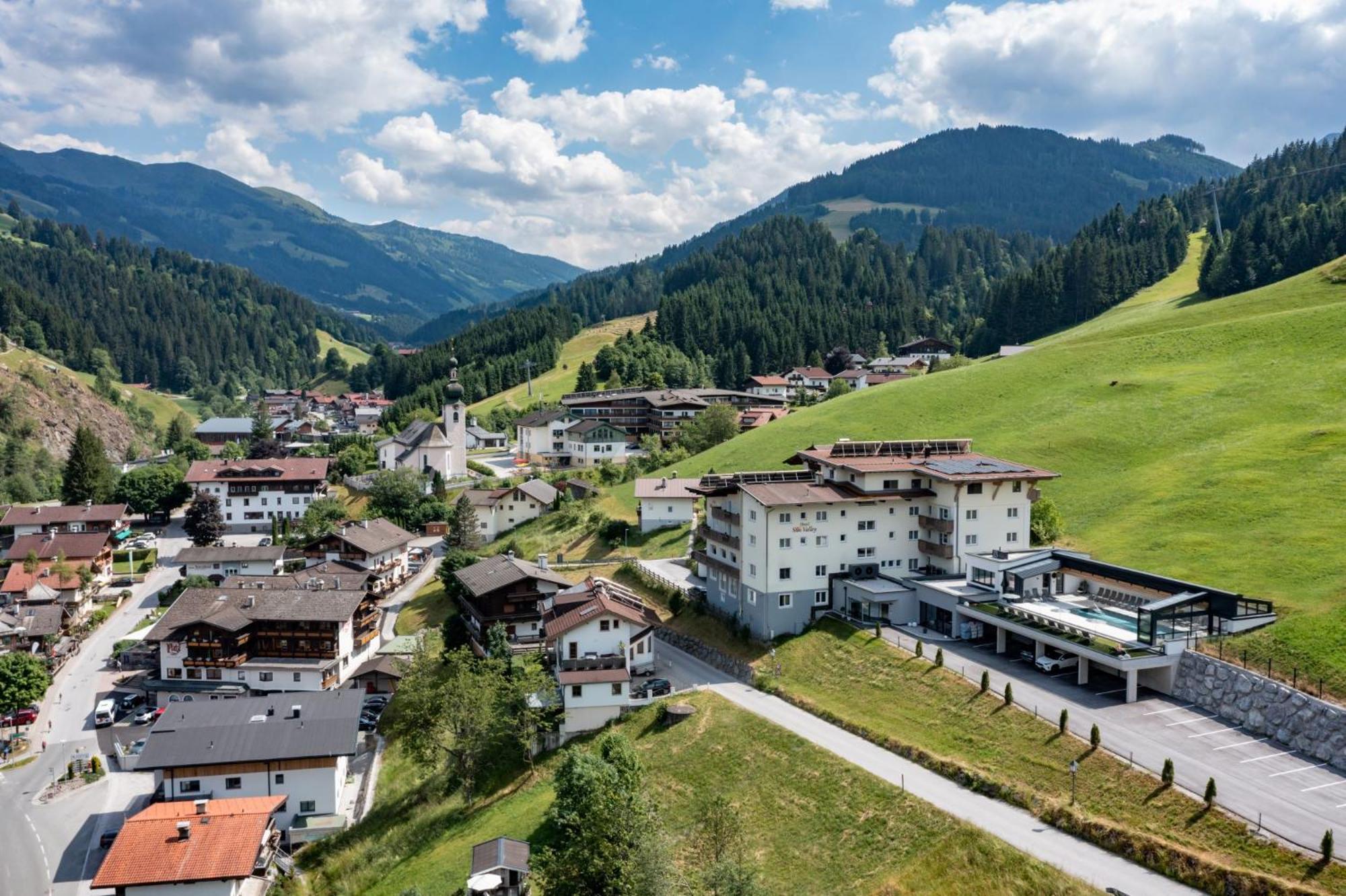 Sun Valley - Wildschoenau Hotel Auffach Exterior photo