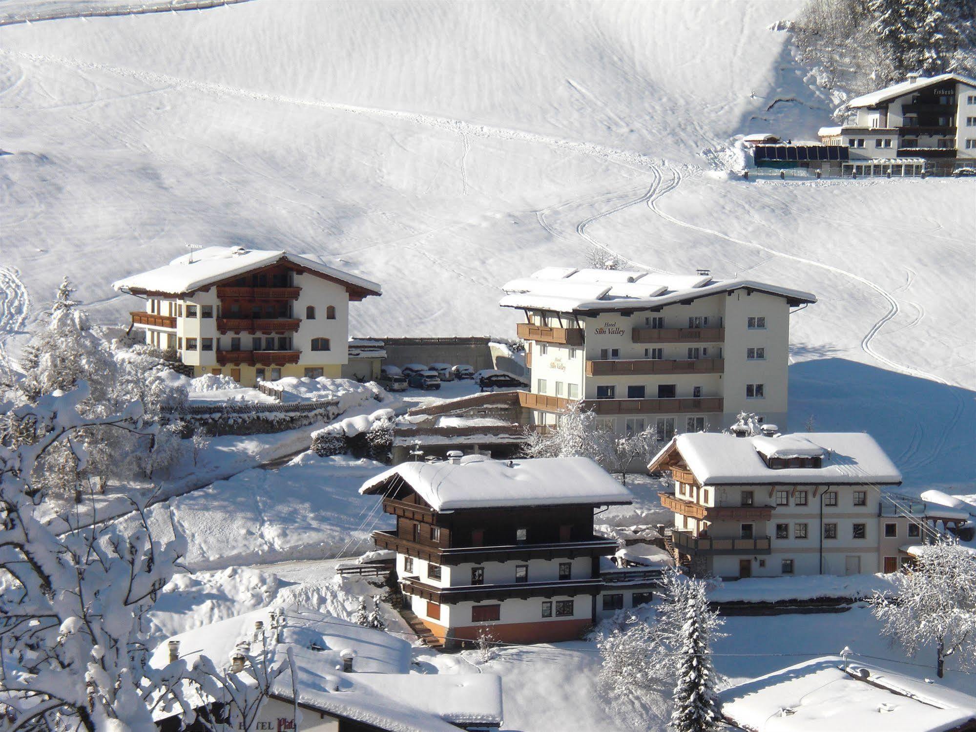 Sun Valley - Wildschoenau Hotel Auffach Exterior photo